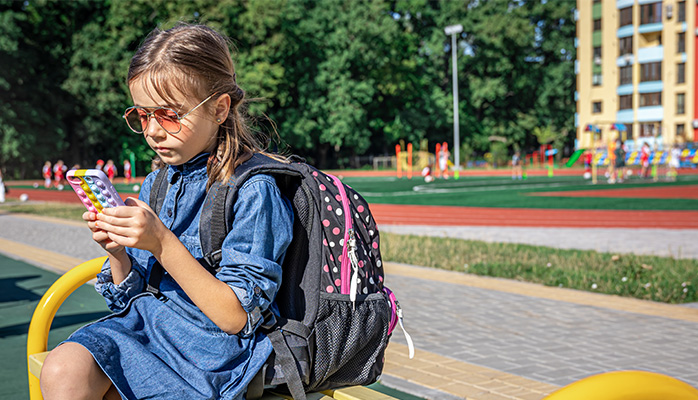 Portable à l'école : que dit la loi ?